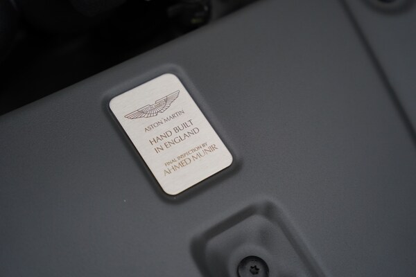 Used Aston Martin Vantage 2014 for sale - 73758295: Photo 85