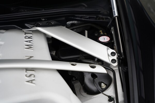Used Aston Martin Vantage 2014 for sale - 73758295: Photo 90