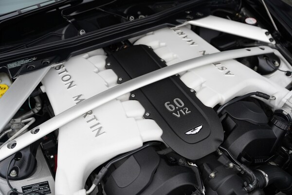 Used Aston Martin Vantage 2014 for sale - 73758295: Photo 91