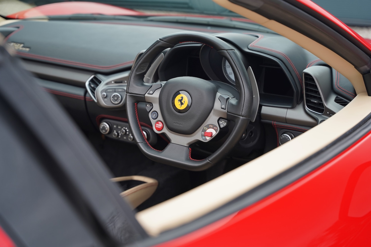 Used Ferrari 458 2013 for sale - 77409736: Photo 93
