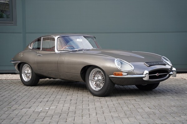 Used Jaguar E-Type 1963 for sale - 74357771: Photo 1