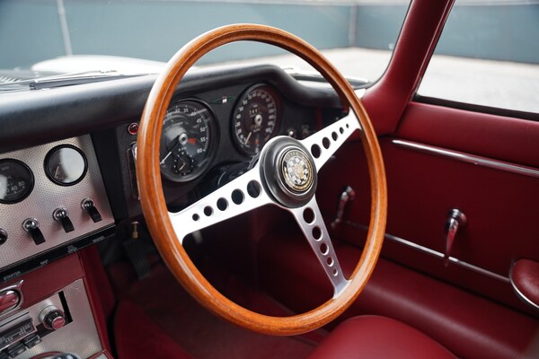 Used Jaguar E-Type 1963 for sale - 74357771: Photo 21