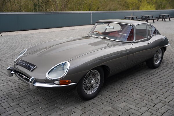 Used Jaguar E-Type 1963 for sale - 74357771: Photo 22