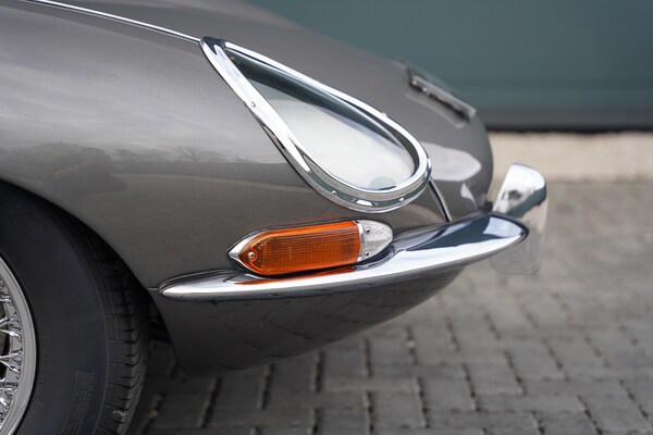 Used Jaguar E-Type 1963 for sale - 74357771: Photo 25
