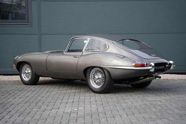 Used Jaguar E-Type 1963 for sale - 74357771: Photo 2