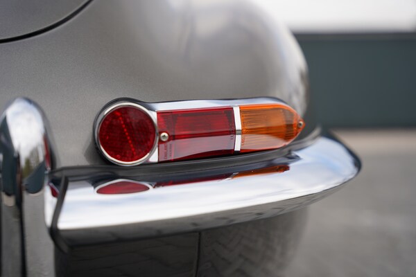 Used Jaguar E-Type 1963 for sale - 74357771: Photo 32