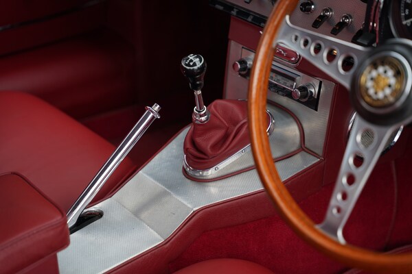 Used Jaguar E-Type 1963 for sale - 74357771: Photo 40
