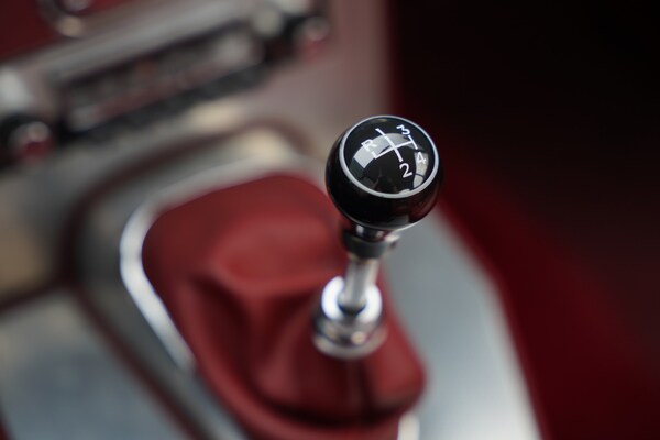 Used Jaguar E-Type 1963 for sale - 74357771: Photo 45