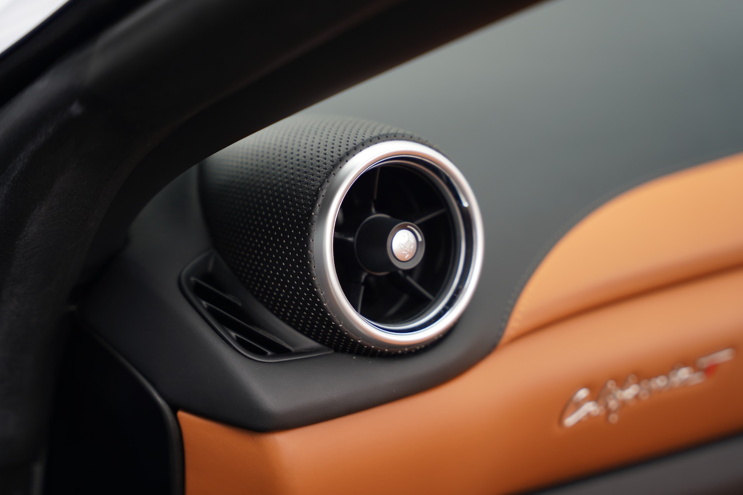 Used Ferrari California 2016 for sale - 77921693: Photo 75