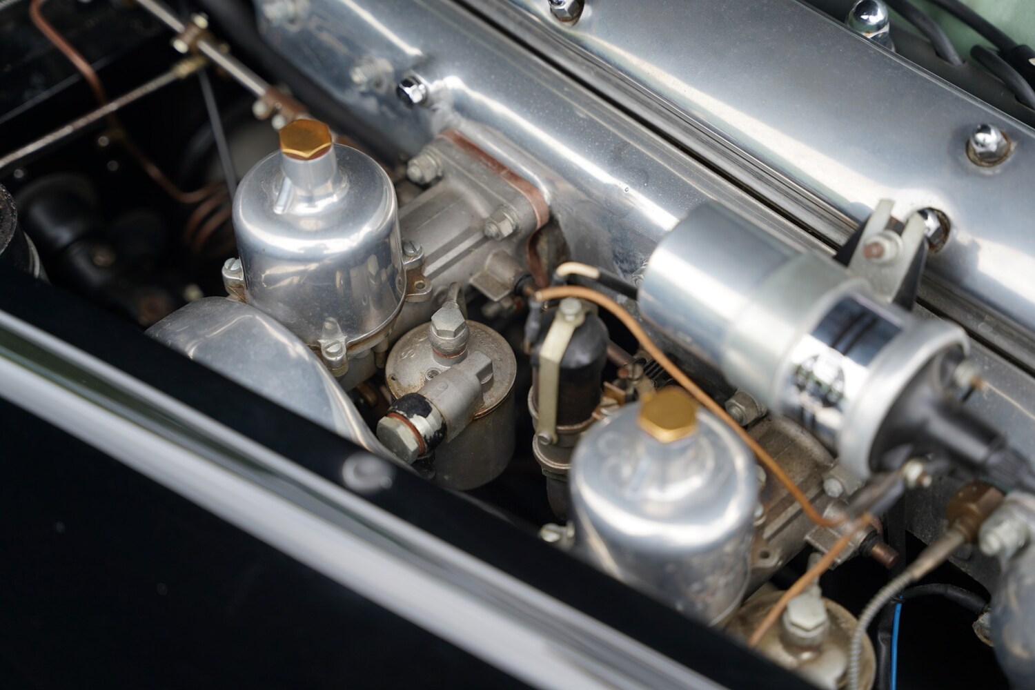 Vehicle 83