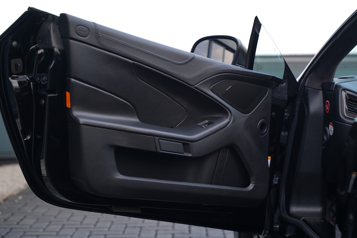 Used Aston Martin Vanquish 2018 for sale - 77136627: Photo 15