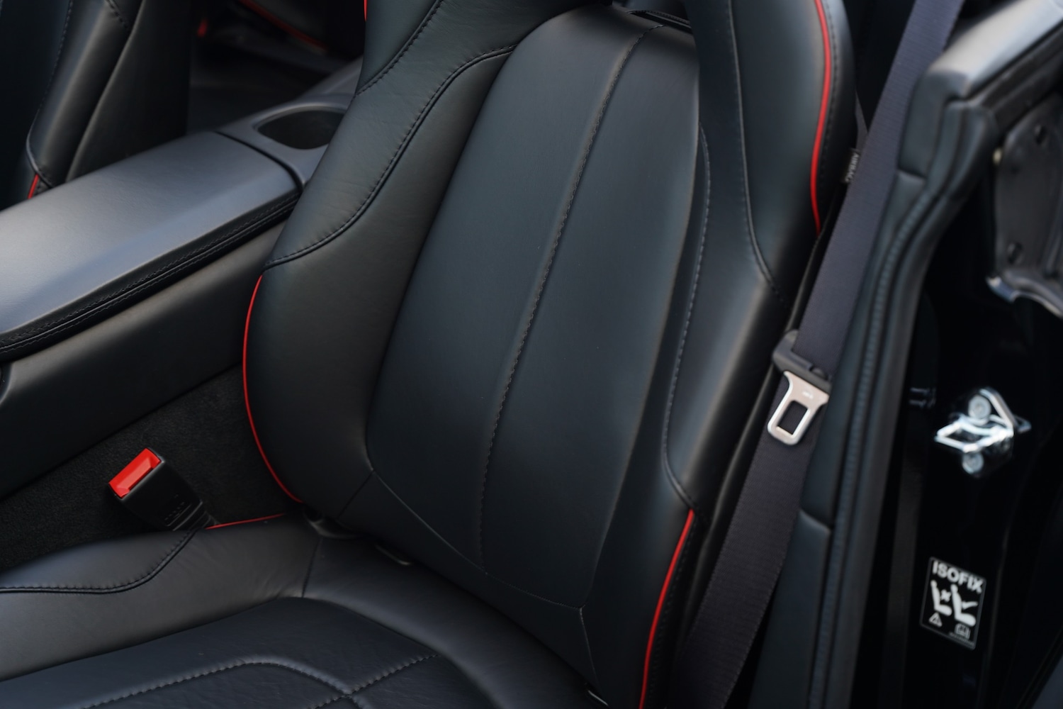 Used Aston Martin Vanquish 2018 for sale - 77136627: Photo 18