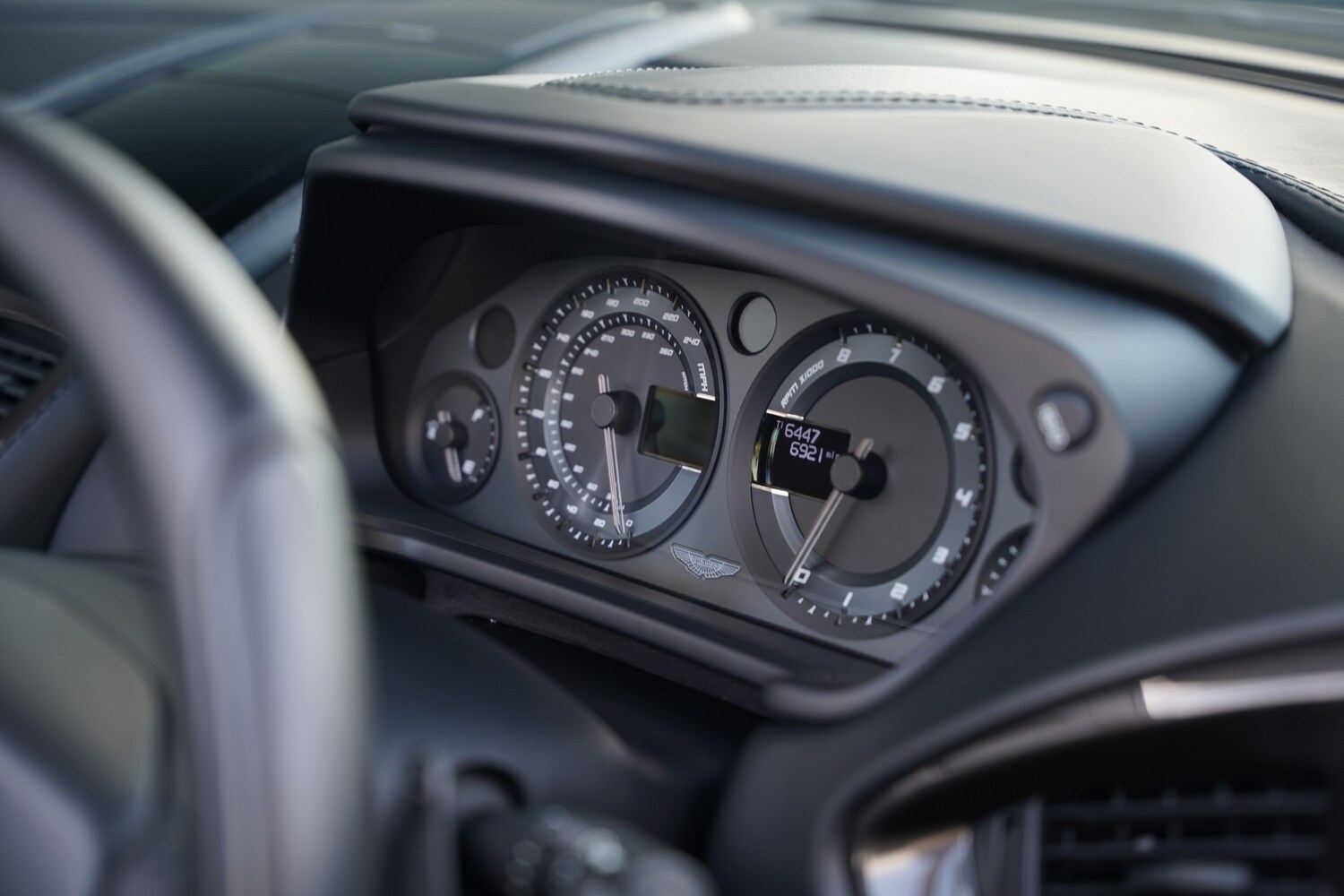 Used Aston Martin Vanquish 2018 for sale - 77136627: Photo 21