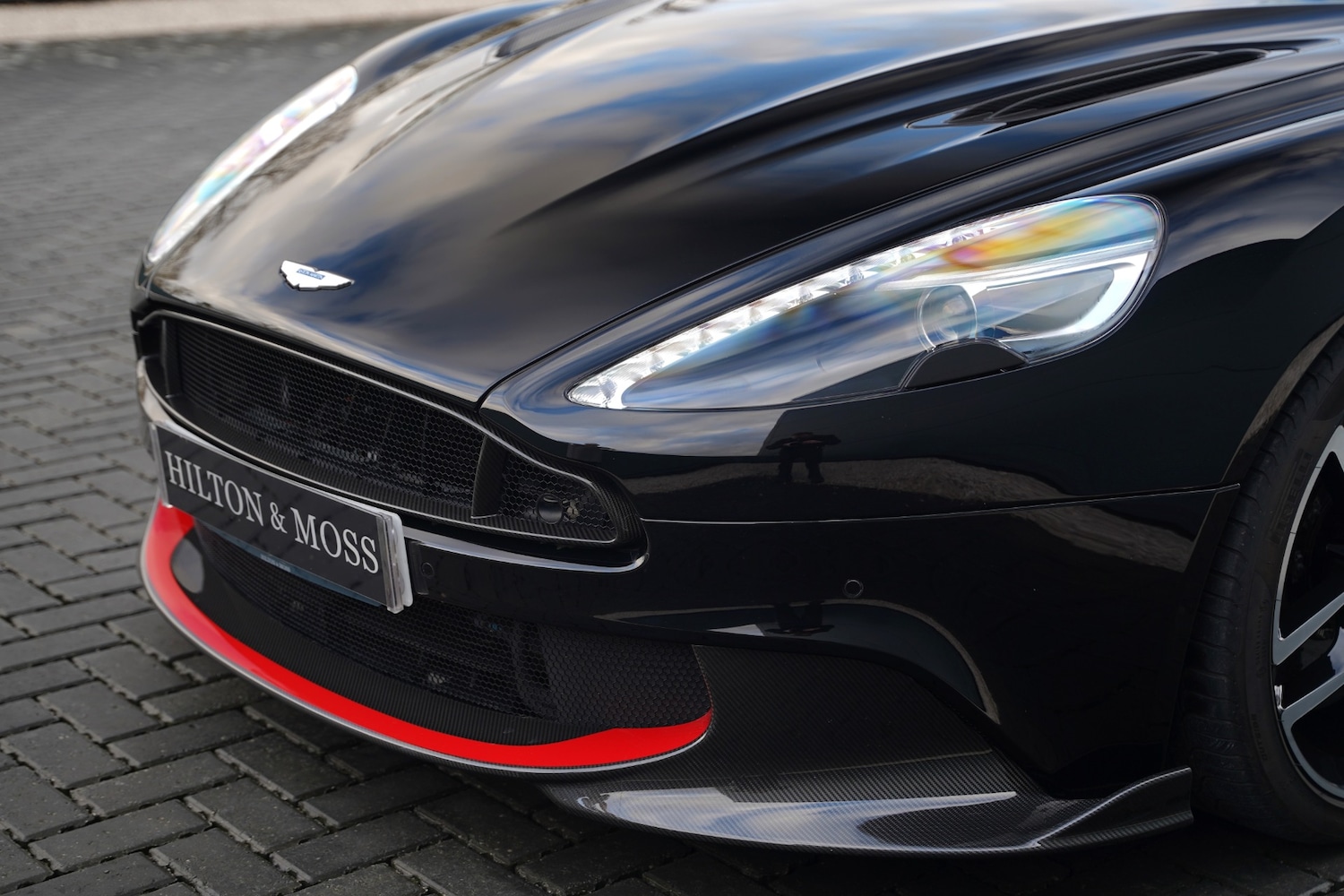 Used Aston Martin Vanquish 2018 for sale - 77136627: Photo 28