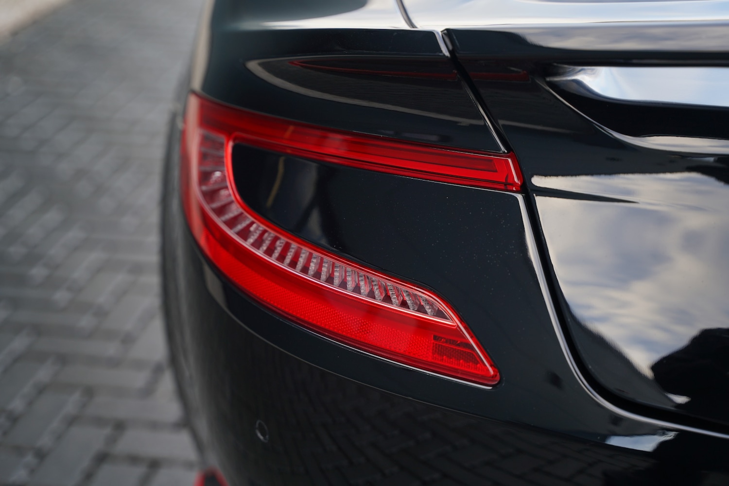 Used Aston Martin Vanquish 2018 for sale - 77136627: Photo 60