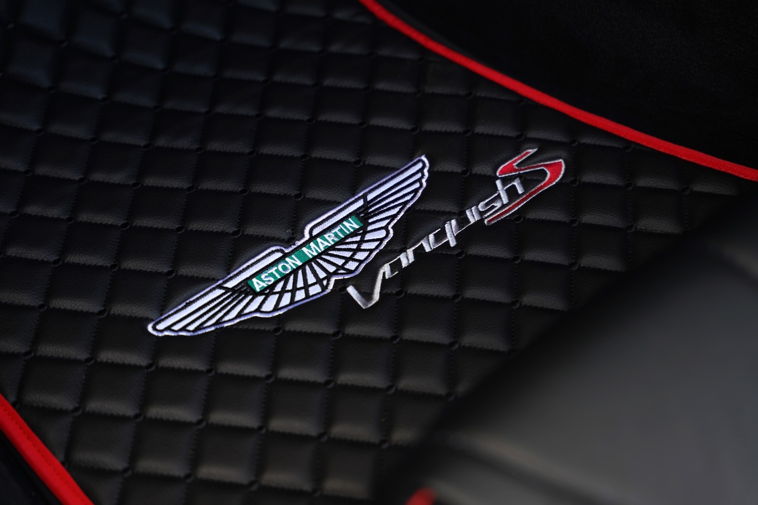 Used Aston Martin Vanquish 2018 for sale - 77136627: Photo 79