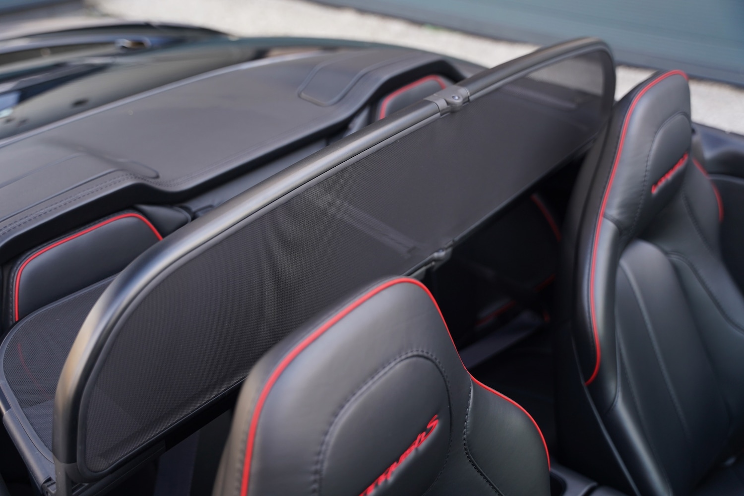 Used Aston Martin Vanquish 2018 for sale - 77136627: Photo 81