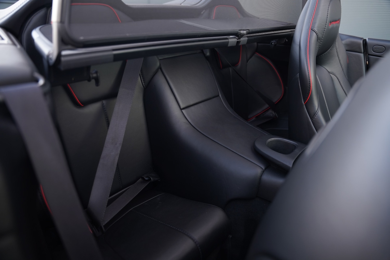 Used Aston Martin Vanquish 2018 for sale - 77136627: Photo 82