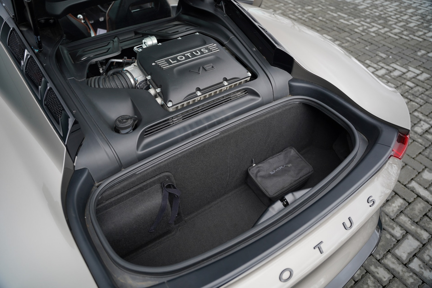 Used Lotus Emira 2023 for sale - 77536154: Photo 98