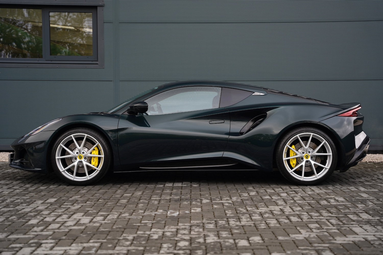 Used Lotus Emira 2023 for sale - 76527407: Photo 6