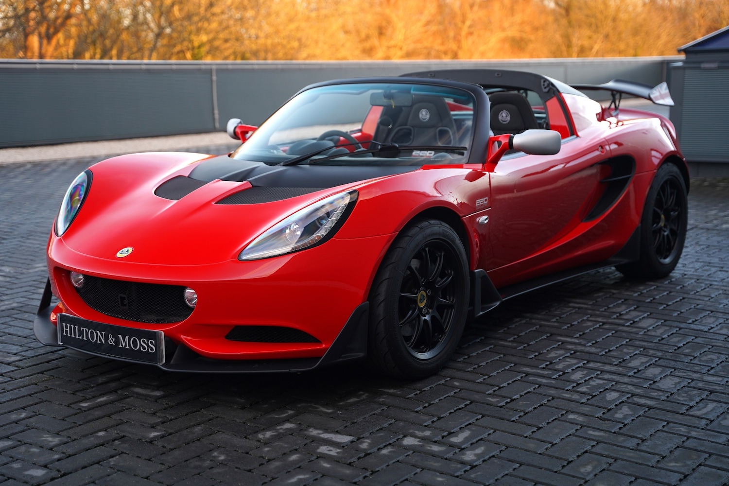 Used Lotus Elise 2017 for sale - 77148526: Photo 11