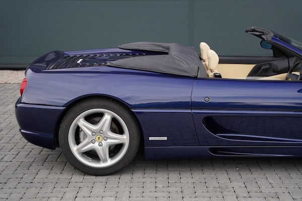 Used Ferrari F355 1998 for sale - 76179056: Photo 30