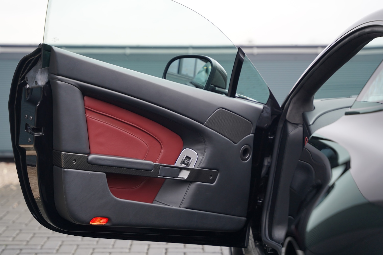 Used Aston Martin Vantage 2018 for sale - 77241979: Photo 15