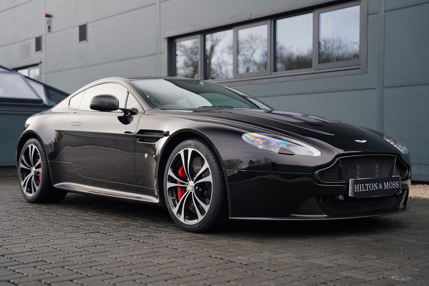 Used Aston Martin Vantage 2018 for sale - 77241979: Photo 25