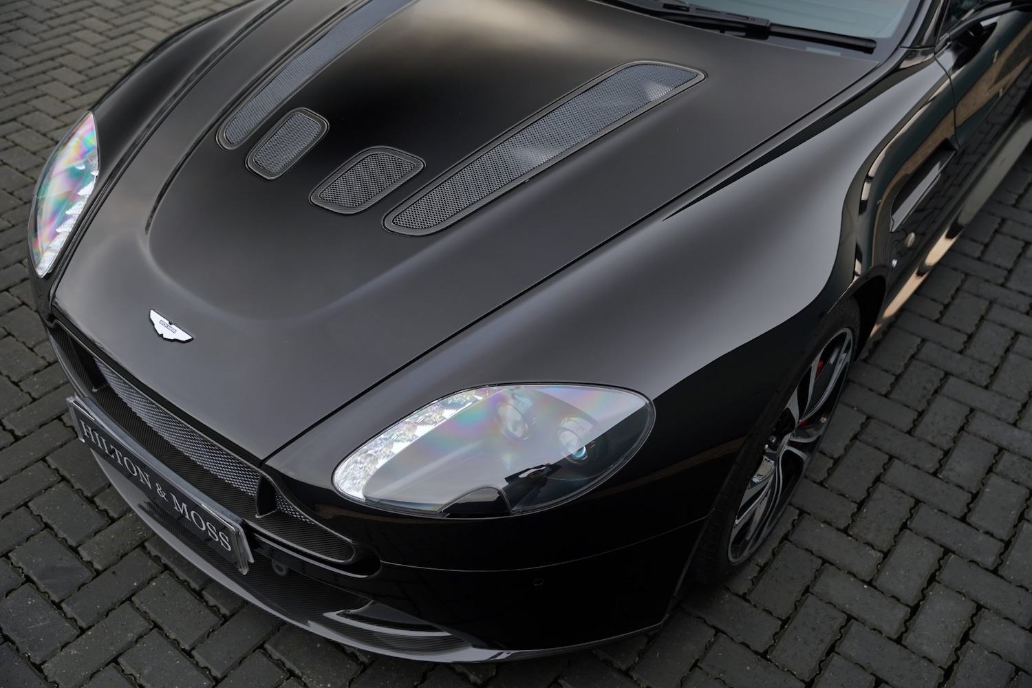 Used Aston Martin Vantage 2018 for sale - 77241979: Photo 30