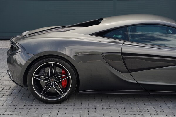 Used McLaren 570S 2016 for sale - 75263245: Photo 23