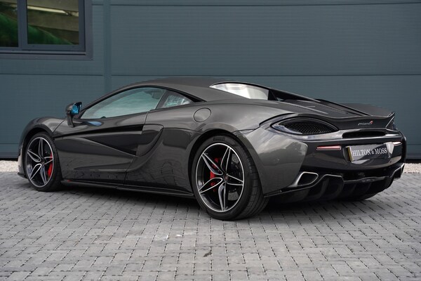 Used McLaren 570S 2016 for sale - 75263245: Photo 2