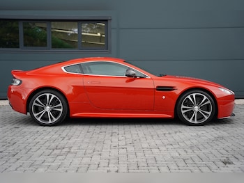 Used Aston Martin Vantage 2012 for sale - 75996996: Photo