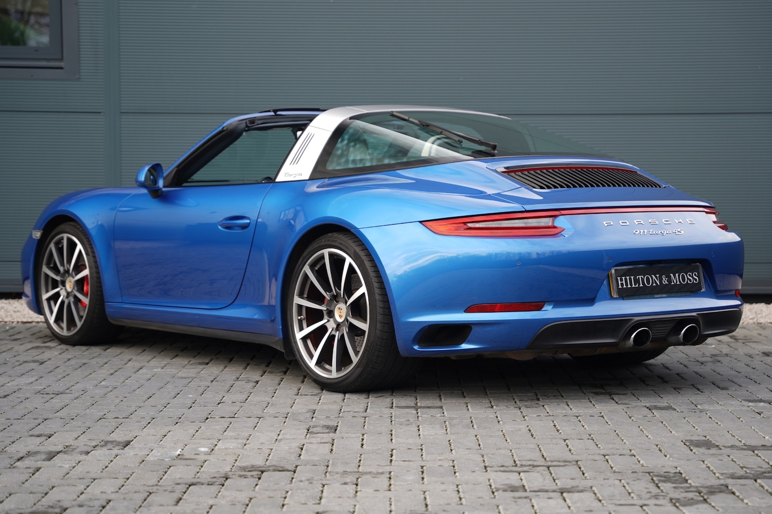 Used Porsche 911 2017 for sale - 77595716: Photo 2
