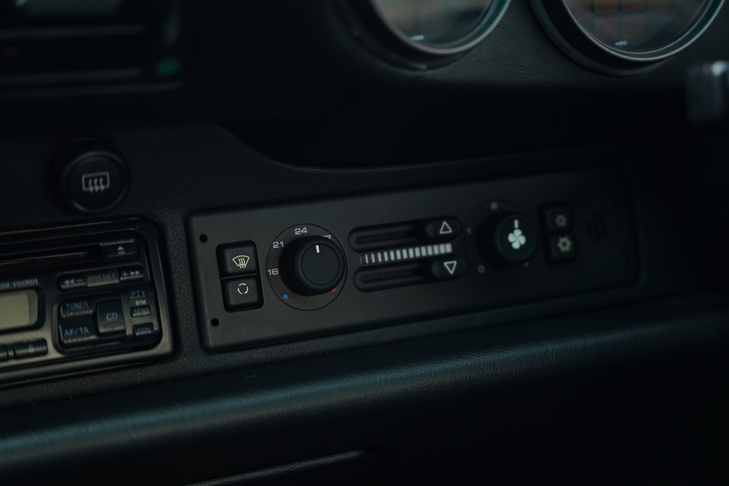 Used Porsche 911 1996 for sale - 77073428: Photo 90