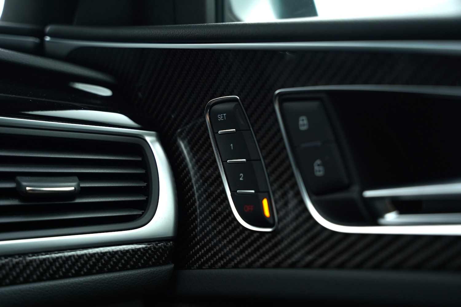 Used Audi RS6 2015 for sale - 77148292: Photo 82