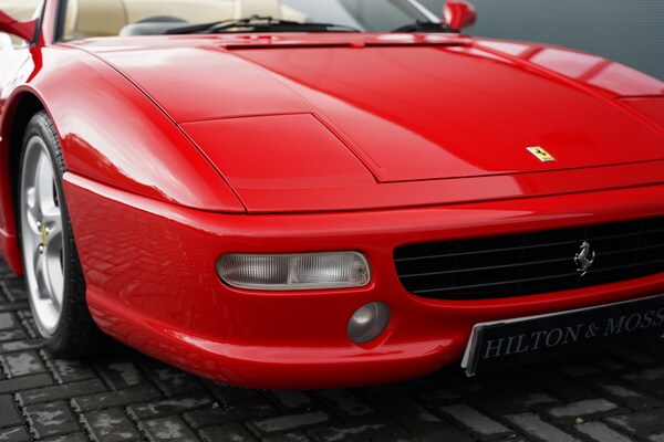 Used Ferrari F355 1999 for sale - 74387546: Photo 27