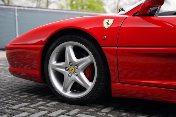 Used Ferrari F355 1999 for sale - 74387546: Photo 63