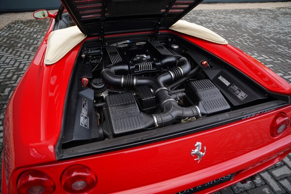 Used Ferrari F355 1999 for sale - 74387546: Photo 98