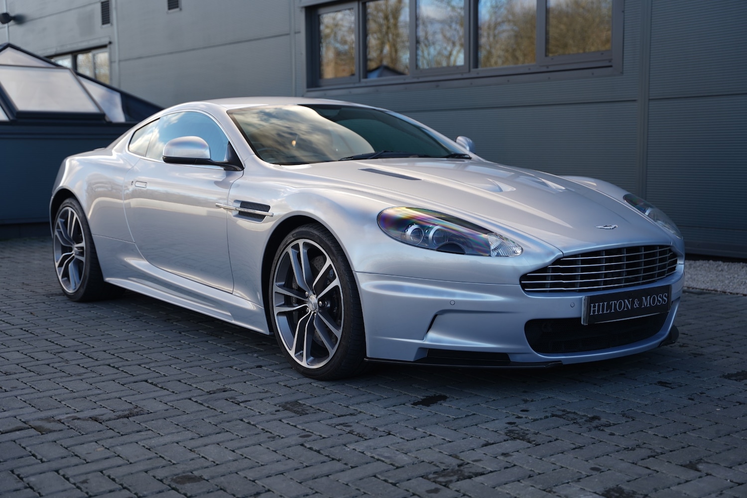 Used Aston Martin DBS 2011 for sale - 77065488: Photo 22
