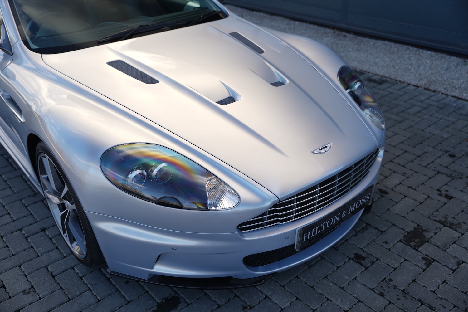 Used Aston Martin DBS 2011 for sale - 77065488: Photo 33