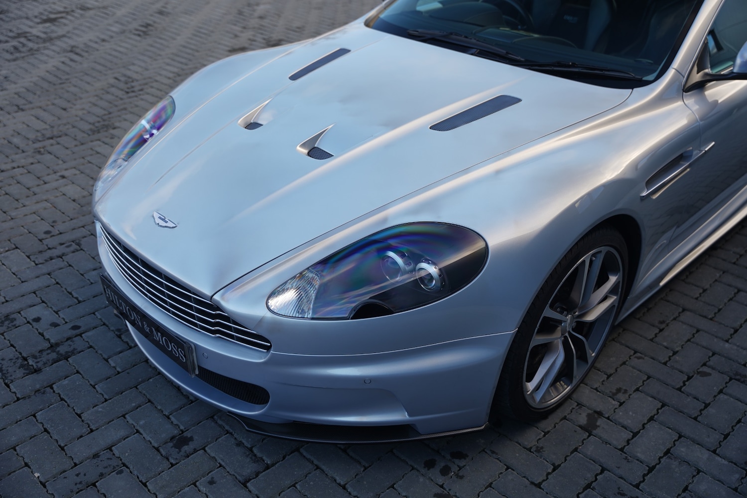 Used Aston Martin DBS 2011 for sale - 77065488: Photo 34