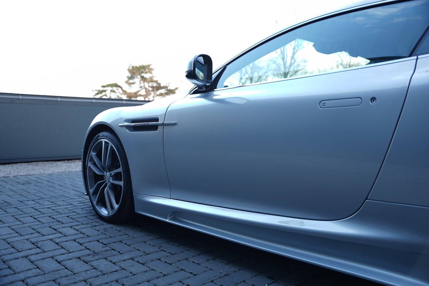 Used Aston Martin DBS 2011 for sale - 77065488: Photo 44