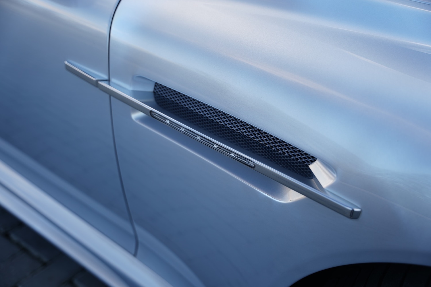 Used Aston Martin DBS 2011 for sale - 77065488: Photo 55