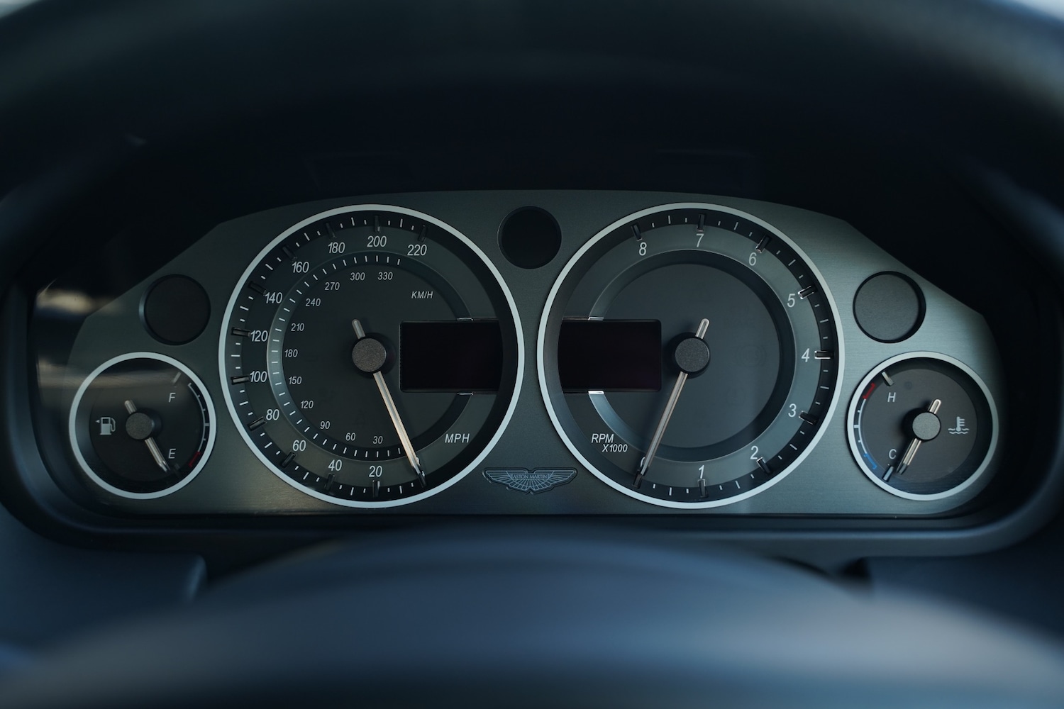 Used Aston Martin DBS 2011 for sale - 77065488: Photo 88