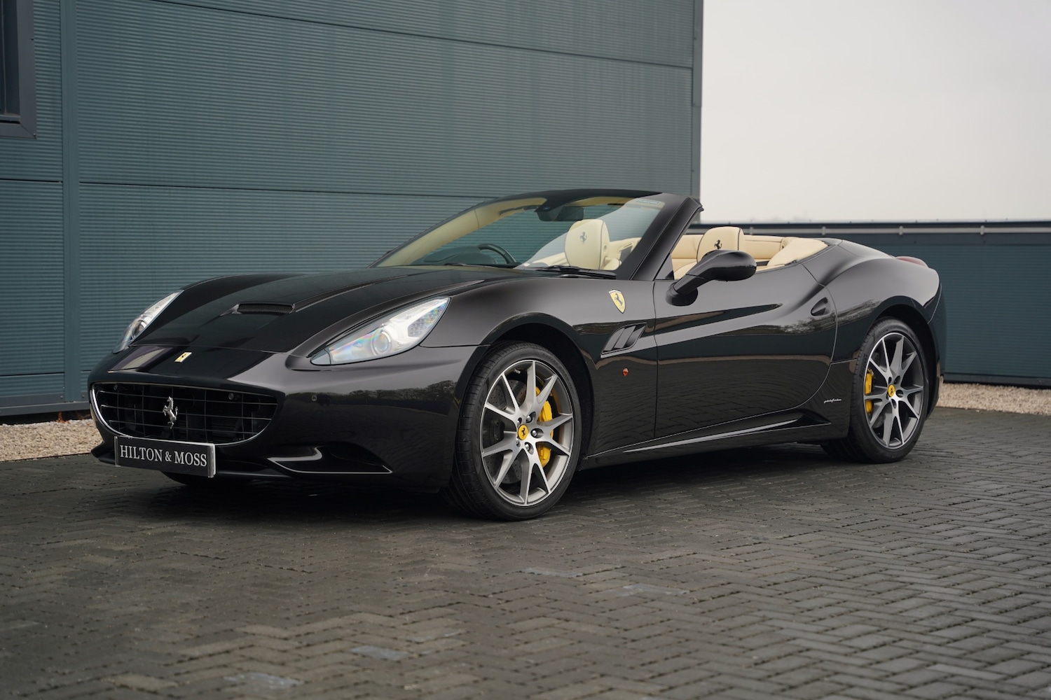 Used Ferrari California 2011 for sale - 76521224: Photo 11