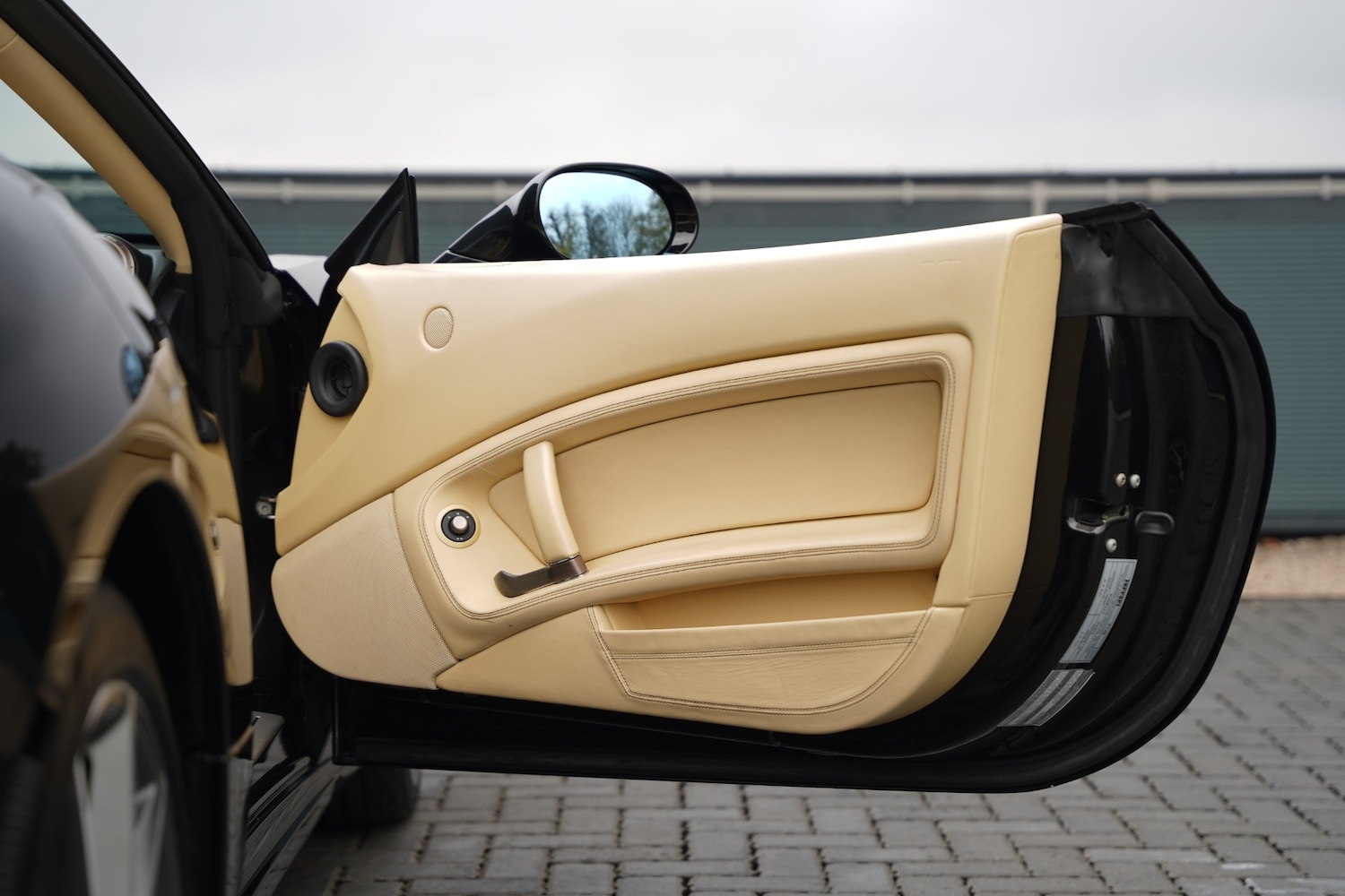 Used Ferrari California 2011 for sale - 76521224: Photo 14