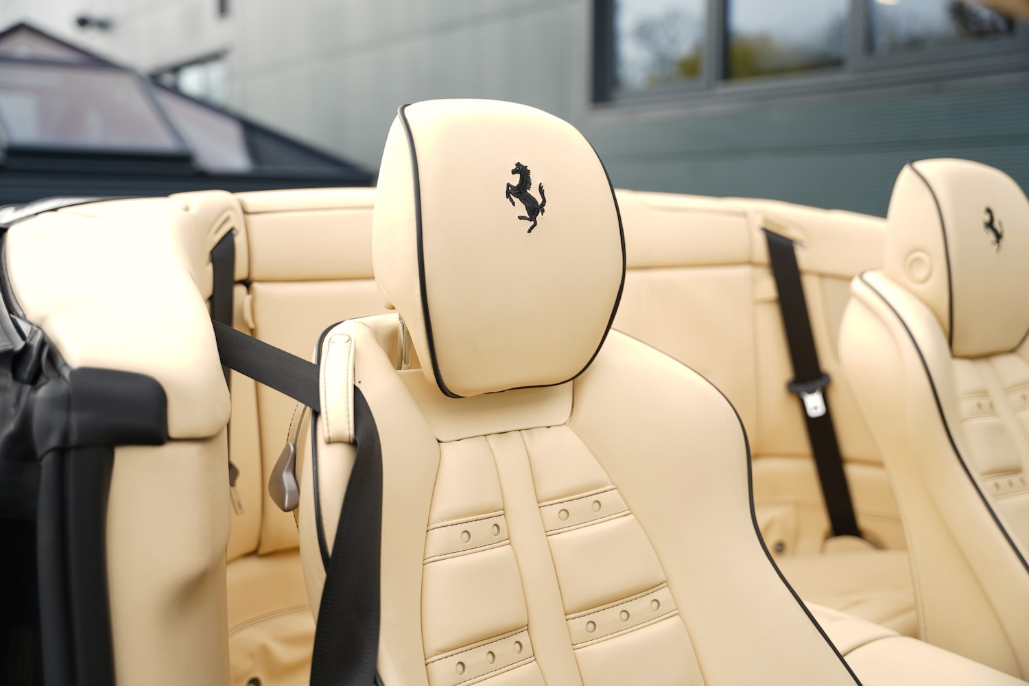 Used Ferrari California 2011 for sale - 76521224: Photo 17