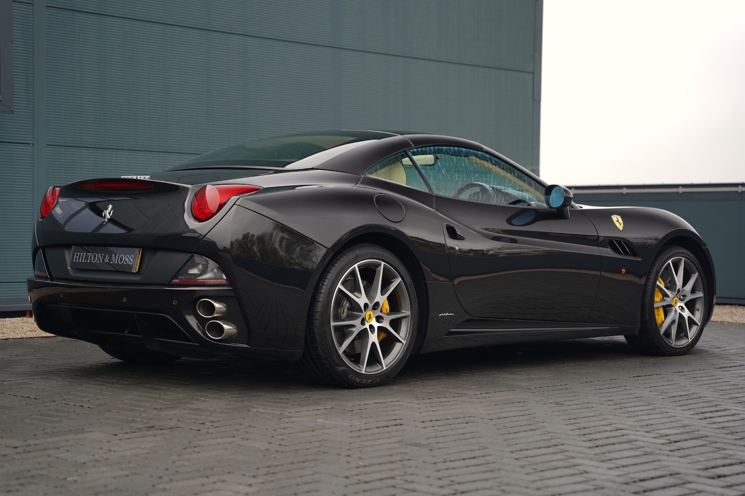 Used Ferrari California 2011 for sale - 76521224: Photo 25