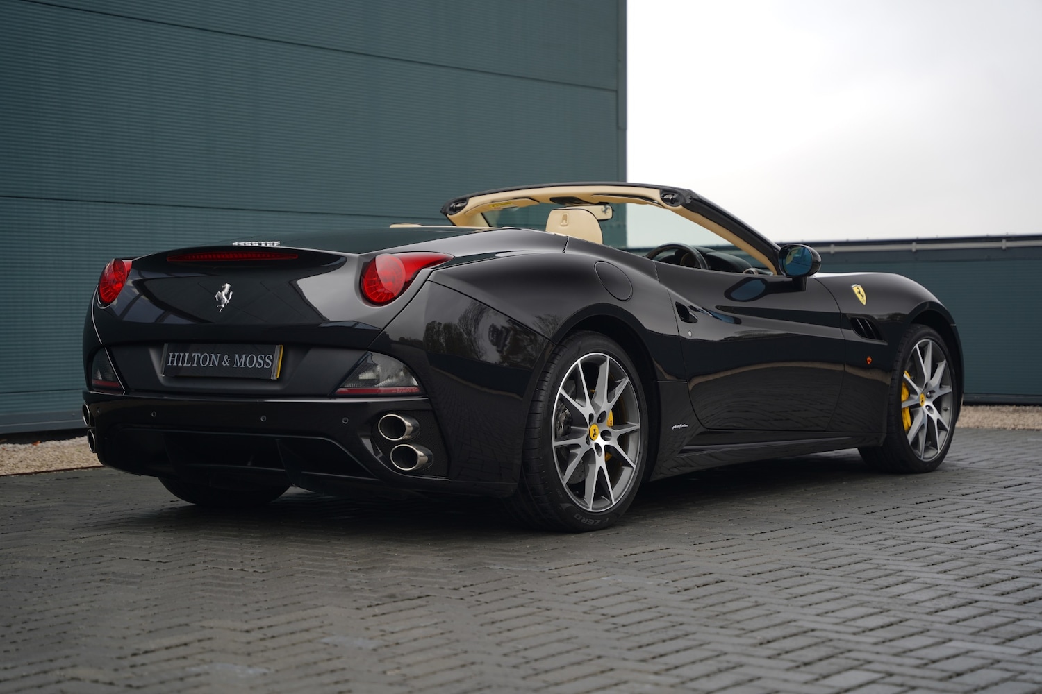 Used Ferrari California 2011 for sale - 76521224: Photo 32