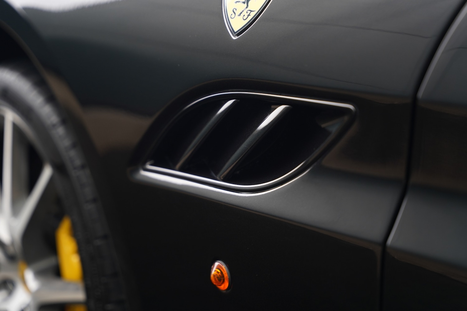 Used Ferrari California 2011 for sale - 76521224: Photo 44